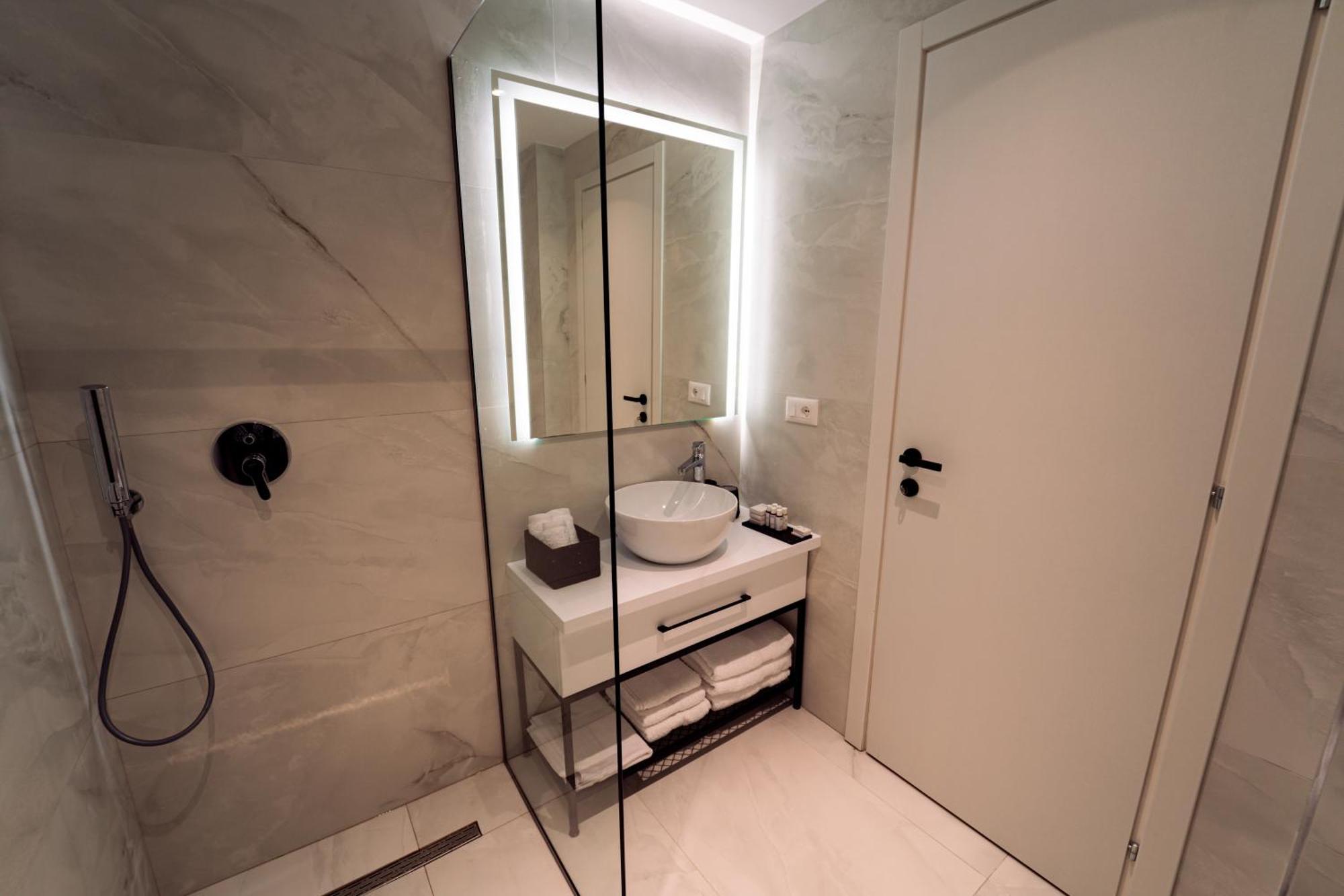 Hotel Vila 19 Дермі Екстер'єр фото